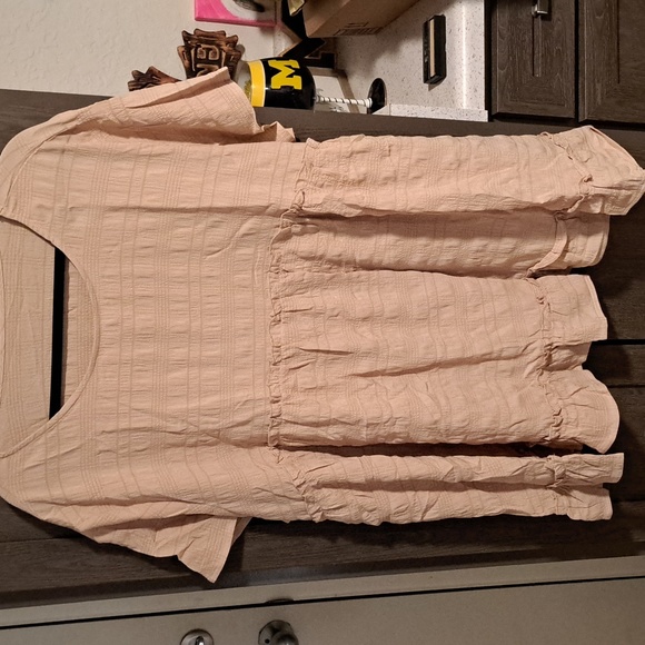 ♥️New Plus size crinkle top - Picture 10 of 11